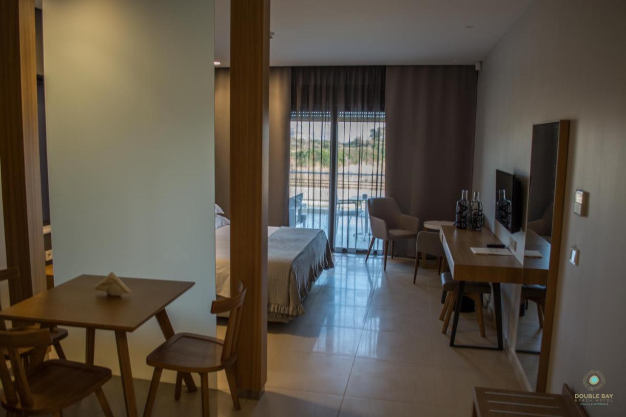 Double Bay Beach Hotel Elafóniszosz Kültér fotó
