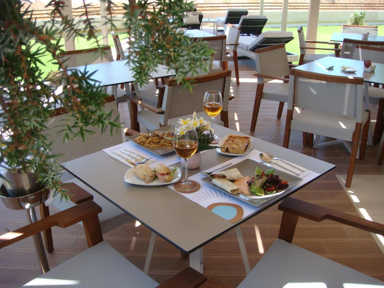 Double Bay Beach Hotel Elafóniszosz Kültér fotó